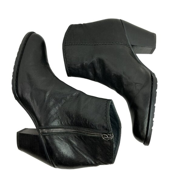 Stuart Weitzman Leather Western Heel Zip Ankle Booties Womens 7N Made in Spain - Picture 5 of 10